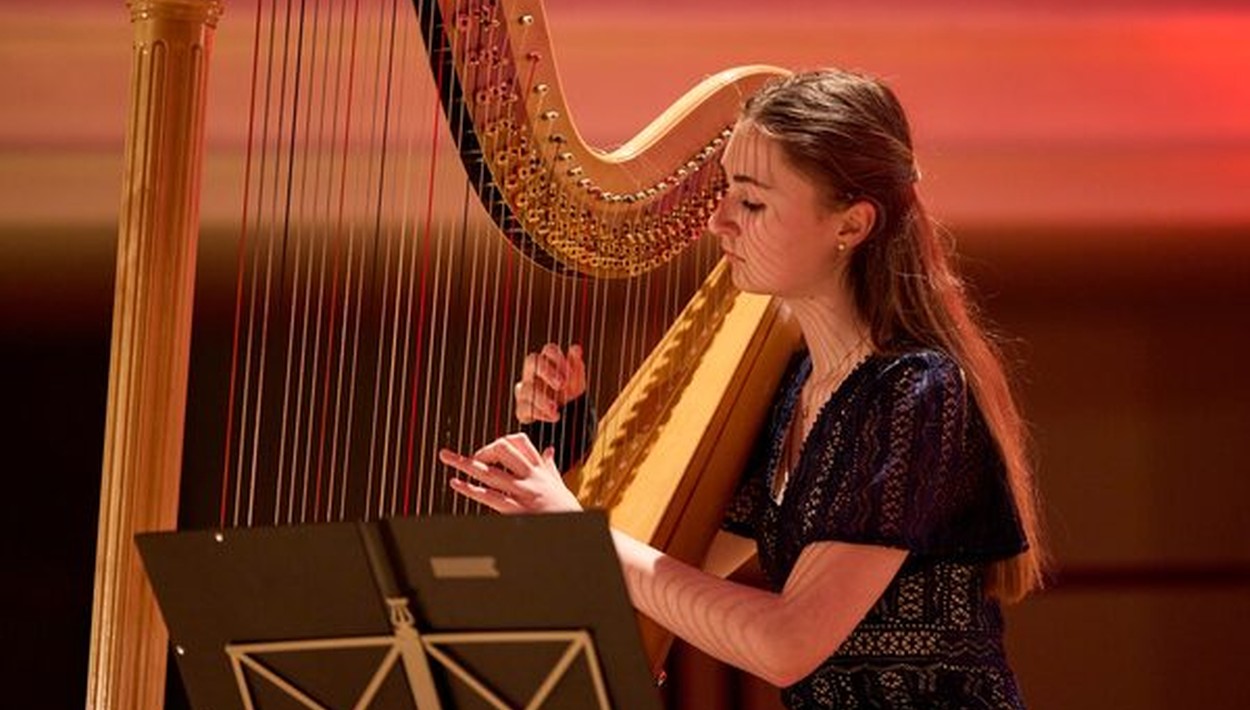 116 junge Musikerinnen und Musiker in Wiesbaden: 36 ziehen in den Landeswettbewerb ein