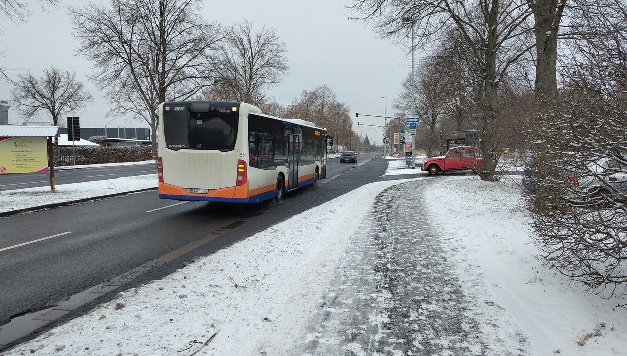 Busverkehr in Wiesbaden läuft wieder an, Verspätungen und Ausfälle möglich