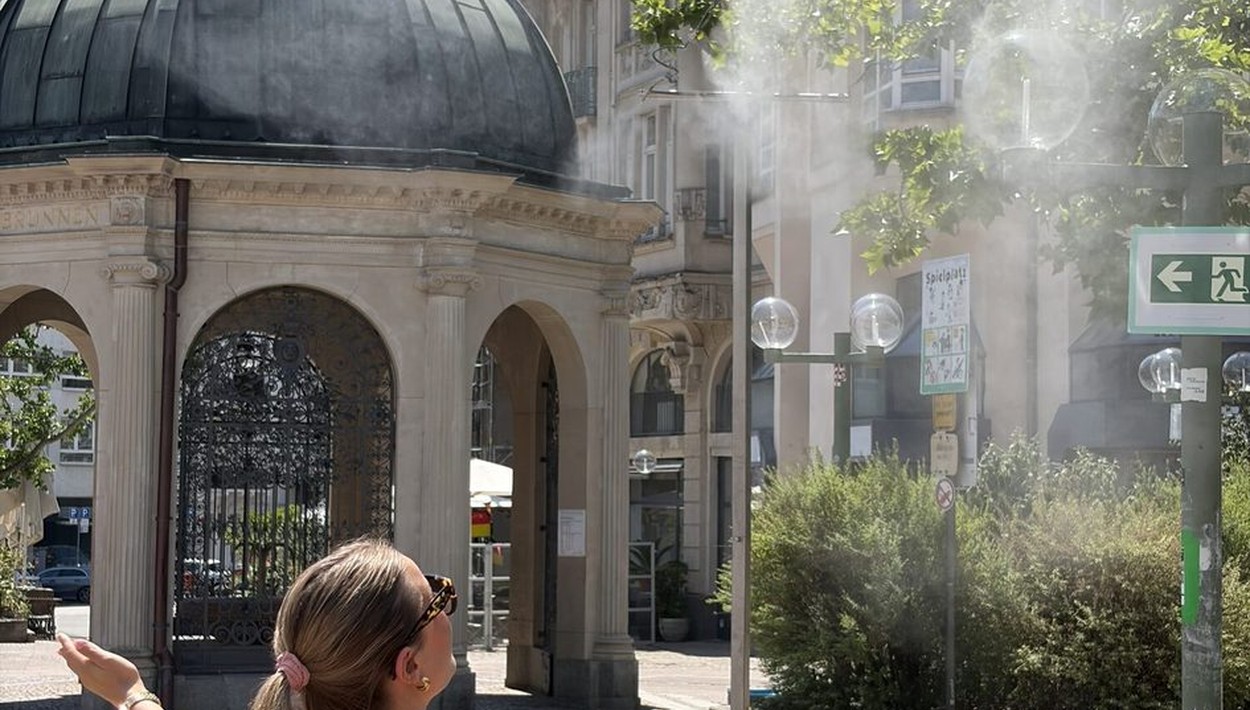 Wiesbaden stellt zwei mobile Sprühnebelanlagen in der Innenstadt auf